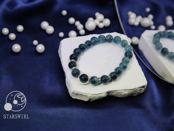 Aquarius Career & Ambition Bracelet | Frosted Vision